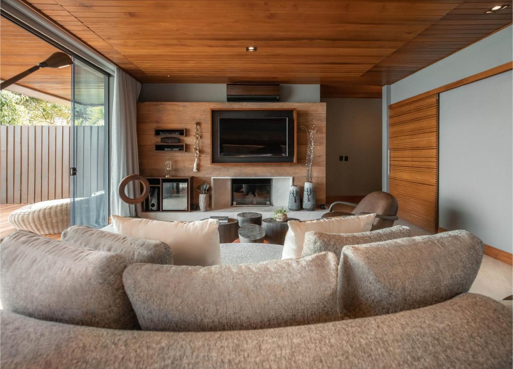 Emerald Bungalow
