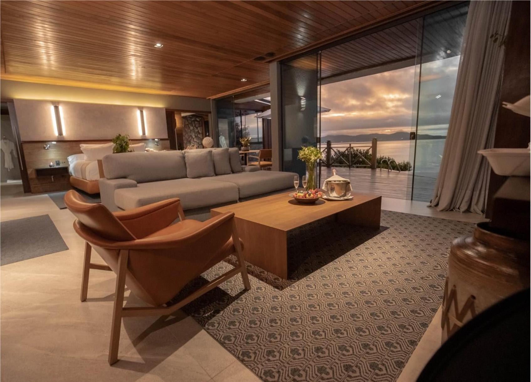 Emerald Bungalow